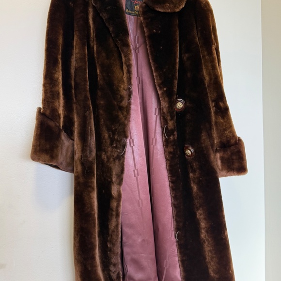 Vintage Hudson’s Bay sheared Beaver fur coat, long brown real fur 1960s to 70s m - Picture 2 of 13